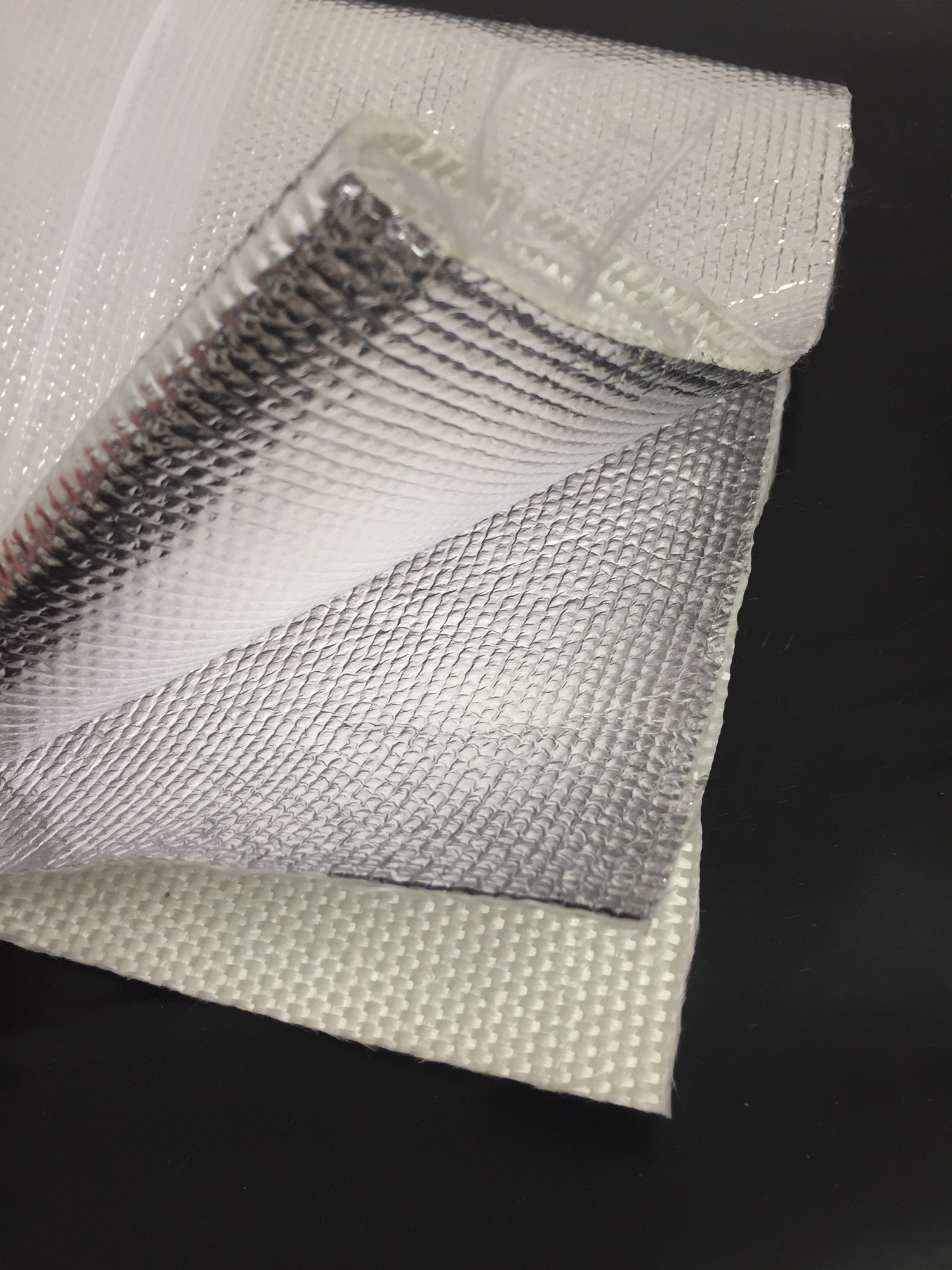 Thick High Temperature Aluminized Heat Blanket Material Shielding Mat (36  x 36 mat)